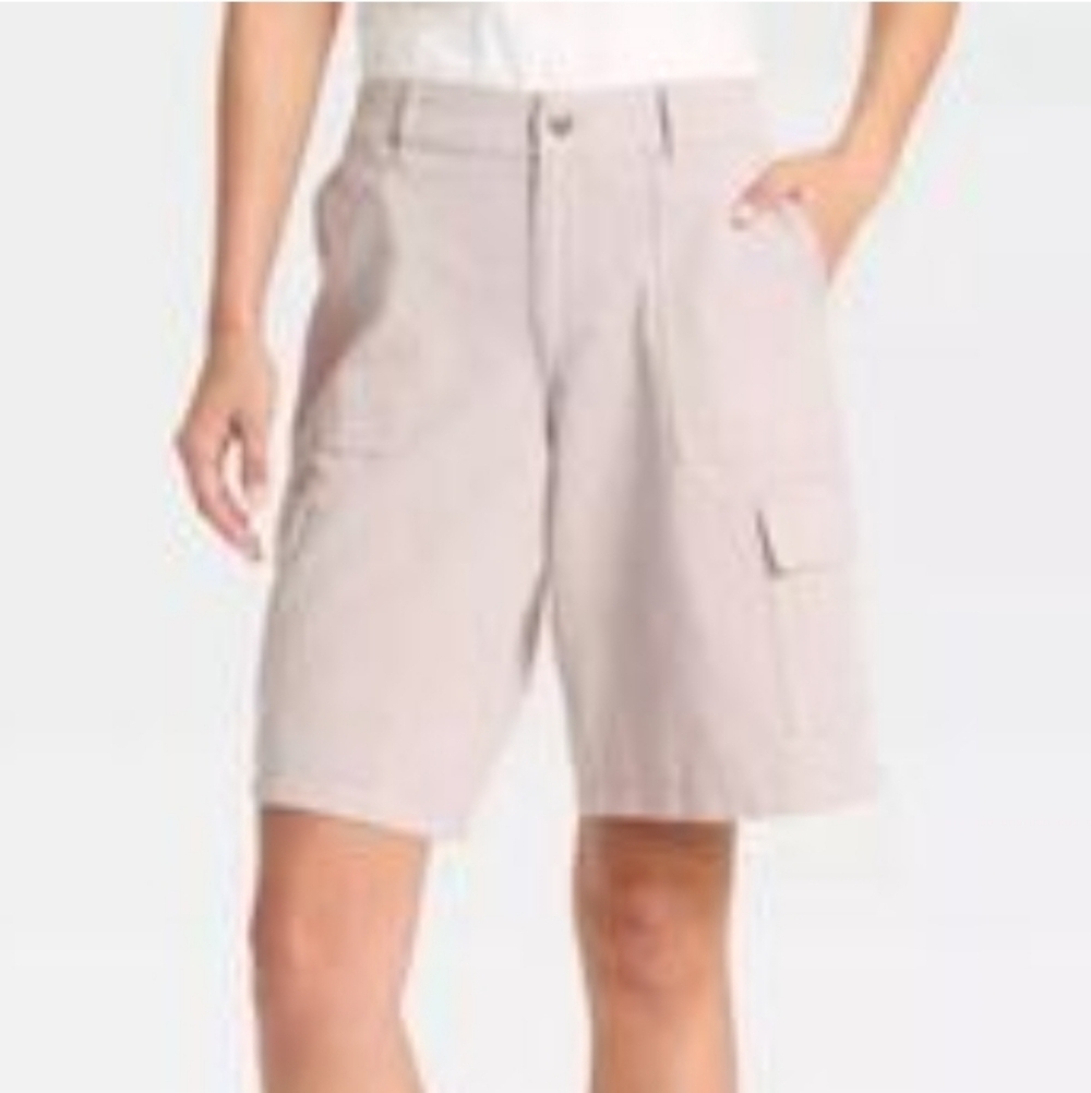 NWT Wild Fable Gray Cargo Long Shorts Size XL